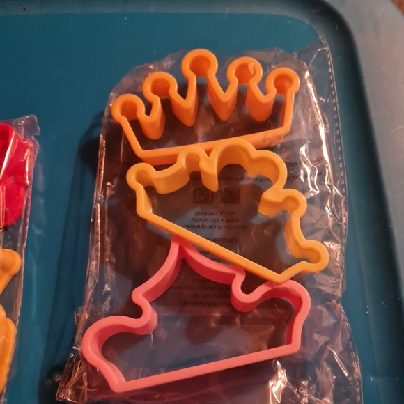 Disney Cakes & Sweets Set - Picture 4 of 7